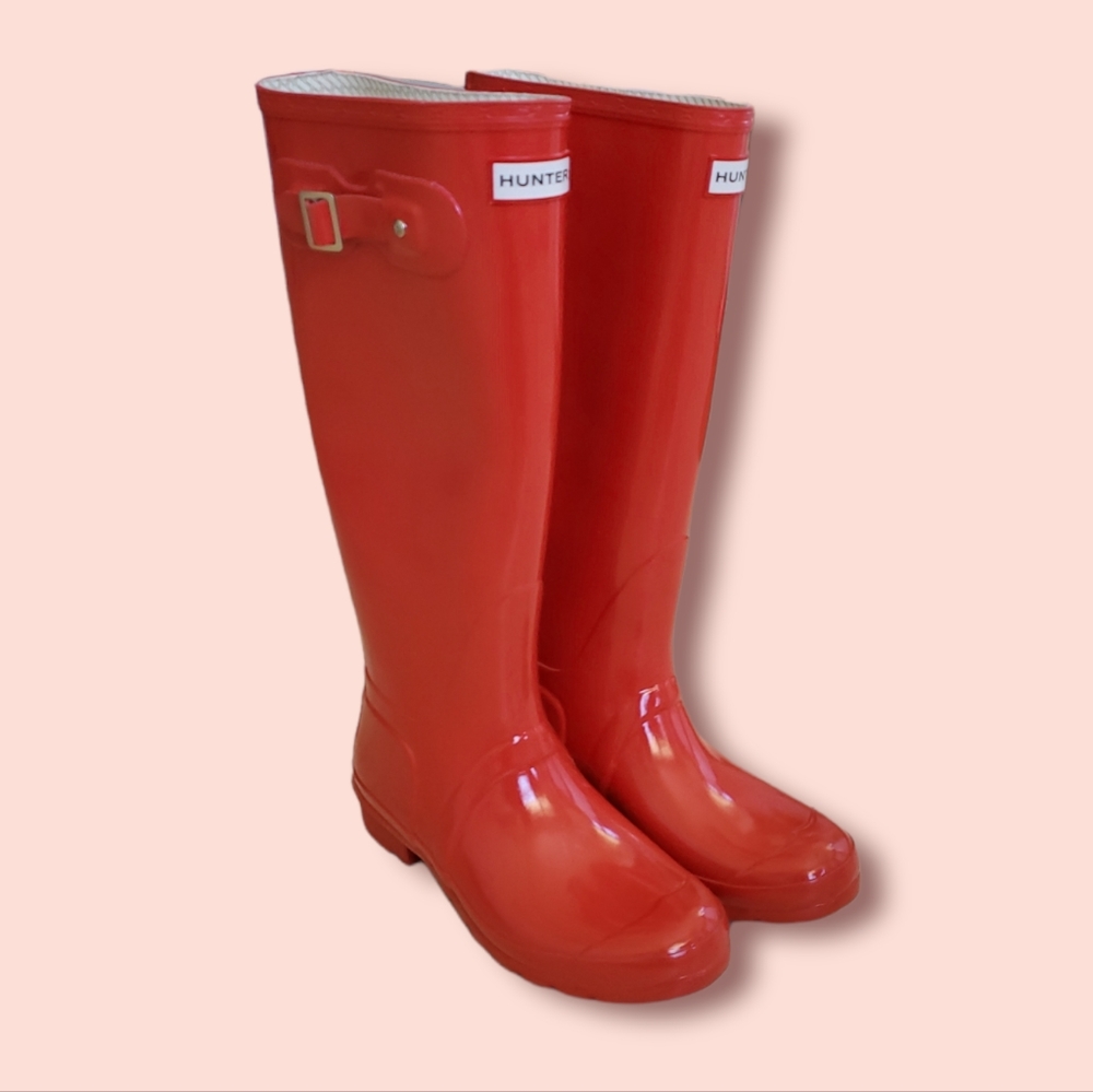 Hunter | EUC Red Glossy Tall Rain Boots Size 9